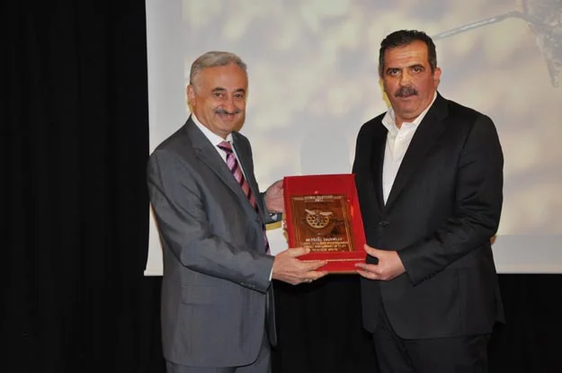 aricilar sert bel 15 V0TcVRlfAQ