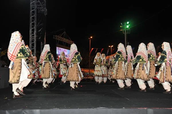 Beykoz’da tüm coşkusuyla devam eden, yöre ve il derneklerinin kendilerine