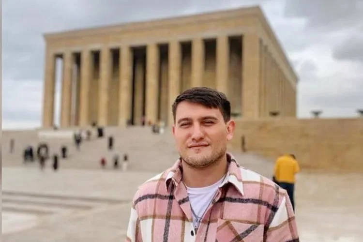 Çavuşbaşıspor'da yetişen, daha sonra Beykoz 1908 A.Ş. altyapısında şampiyonluklar yaşayan