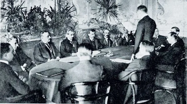 Özgür-Der Beykoz Şubesi’nin aylık olarak düzenlediği bilgilendirme seminerlerine, Rıdvan Kaya'nın