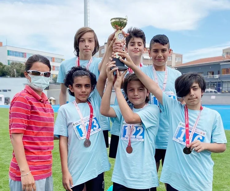 atlet beyk JRIskcv32k