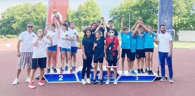 atlet beyk bu1eshOPra