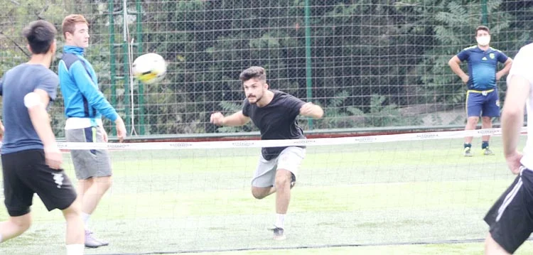 Aytaç Makine Hayrullah Aytaç'ın sponsorluğunda gerçekleşen Beykoz Ayak Tenisi Turnuva