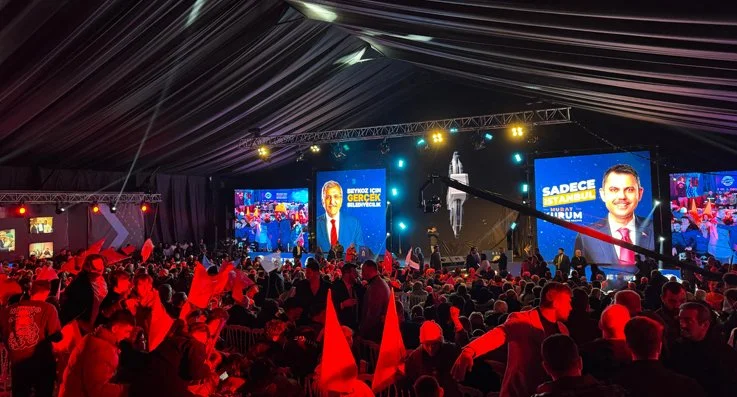 Beykoz Belediye Başkan Adayı Murat Aydın, Beykoz Sahili'nde 'Hız Kesmeden