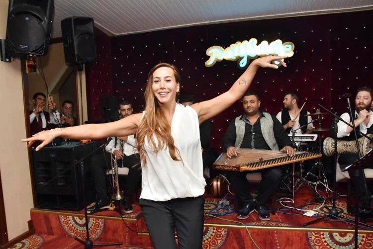 Beykoz Kanlıca Paysage’de her Çarşamba Ayhan Aşan ile Türk Müziği