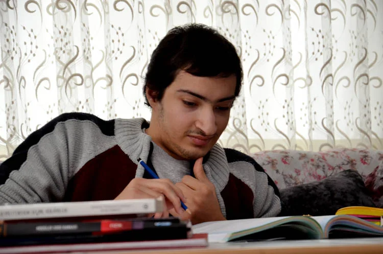 ayrikomurgahastasiceyhun dLN81woPus