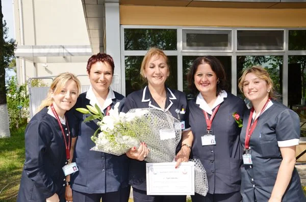 Beykoz Devlet Hastanesi hemşireleri düzenledikleri kutlama programında gönüllerince eğlendi… 25