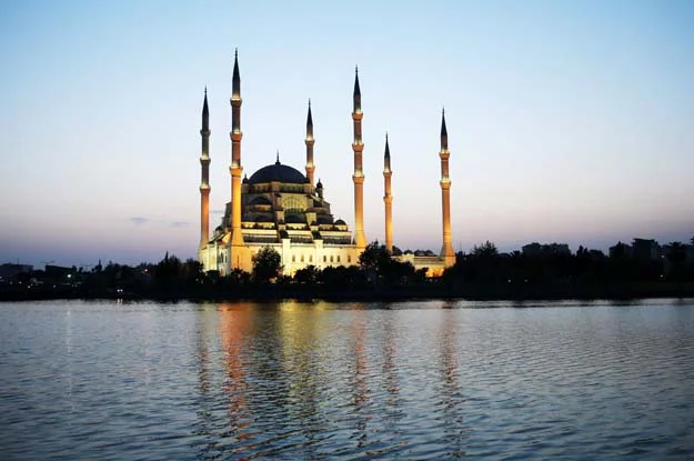 Türkçe karşılığı 'temize çıkmak' olan Berat, dinimizce kutsal kabul edilen