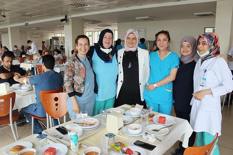 Beykoz Müzisyenler Derneğinden sağlıkçılara müzik arası 1 b RALjVVh4j1