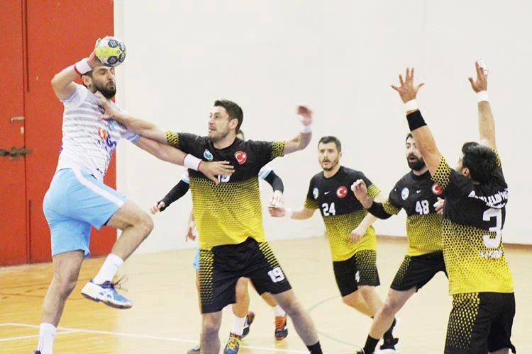 Hentbol Süper Ligi’nde sonucu merakla beklenen müsabakada Beykoz Belediyespor ile