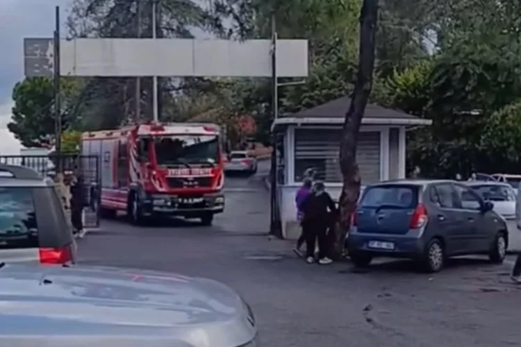 Beykoz Devlet Hastanesi Tepeüstü Ek Hizmet Birimi'nde çıkan yangın paniğe