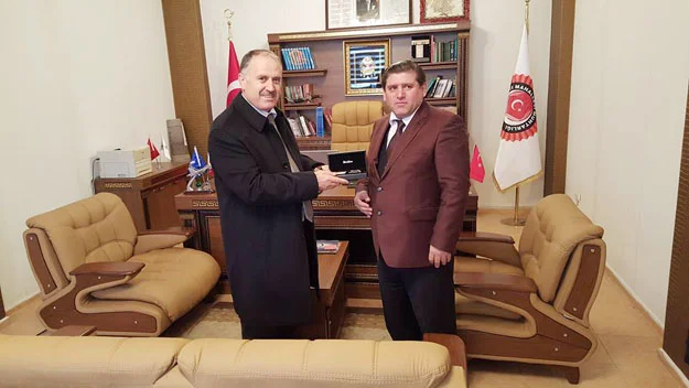 Beykoz Kaymakamı Ahmet Katırcı, Çavuşbaşı'nda 5 okulu ziyaret etti ve