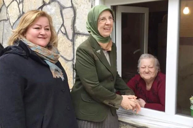 Aile ve Sosyal Politikalar Bakanı Sema Ramazanoğlu, çekimleri Beykoz'da devam