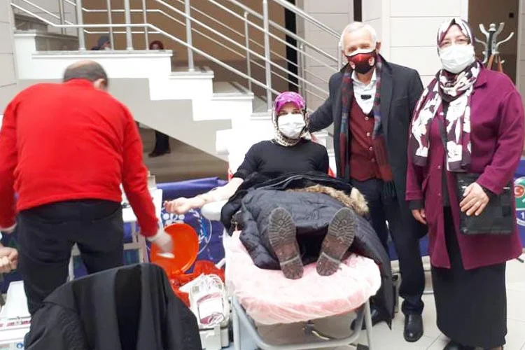 Marmara Üniversitesi Anadoluhisarı Yerleşkesinde son derece anlamlı bir kampanya vardı...