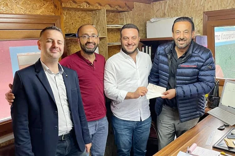 İstanbul Büyükşehir Belediye Başkanı Ekrem İmamoğlu’nun Beykoz’da inşaatı devam eden