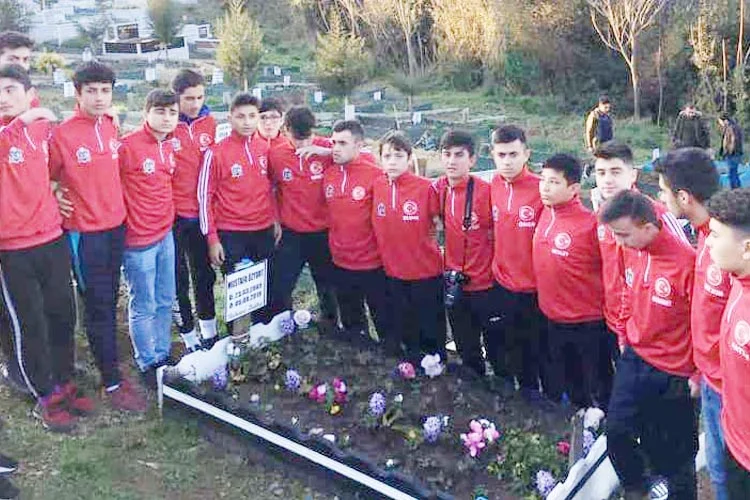 İstanbul Amatör Ligleri U17 Yaş B Kategorisi 22. Grubunda mücadele