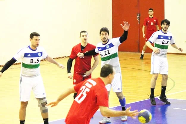 Beykoz Belediyespor Hentbol Takımı, Recep Şahin Köktürk'te konuk ettiği Bahçeşehir