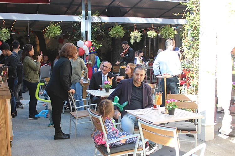 Beykoz’un Paşabahçe Mahallesi’nde uzun yıllar Bahçeli Kahve olarak bilinen tarihi