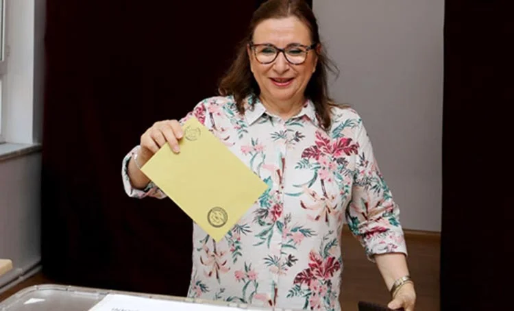 Beykoz’da 182 bin 452 seçmen 45 mahallenin 55 okulunda kurulan