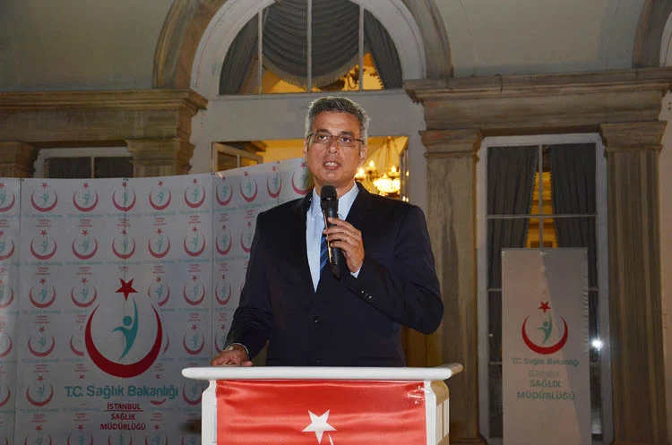 Sağlık Bakanı Ahmet Demircan, Beykoz Hıdiv Kasrı'nda sağlık yöneticileriyle iftar