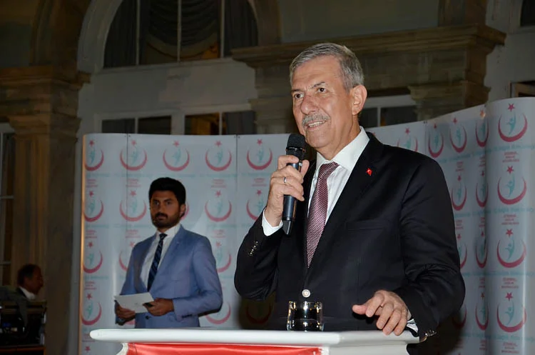 Bakan Demircan, Beykoz'da sağlıkçılarla buluştu 4 bakandemircanbeykozdasaglikcilarlabulustu 8 YEPy4ZwZH7