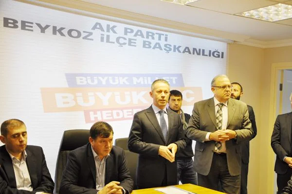 Yaklaşık 9,5 yıl Beykoz belediye Başkan yardımcılığı yaptıktan sonra istifa