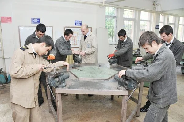 Boğaz’ın incisi Beykoz’da 40 yıldan bu yana denizle iç içe