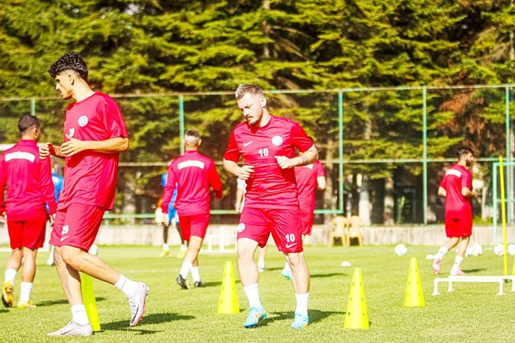 Beykoz İshaklıspor Barış Memiş’in bordo mavi özlemini giderdi 2 baris memis 2 1SJU iDby9