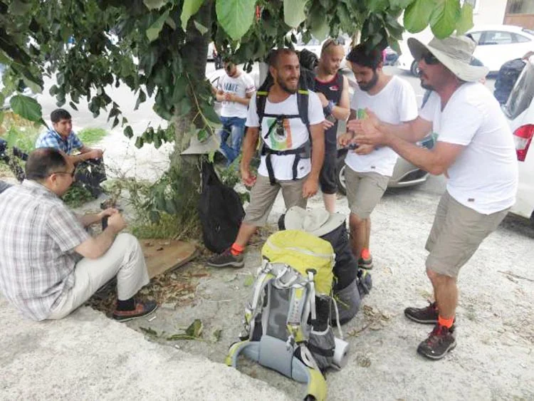 baris yuruyus go NlXuT6ud6D