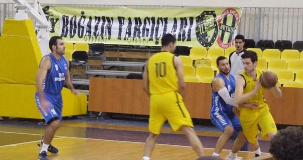 Beykoz’un çocuklarından oluşan Beykozspor Basketbol takımı çıktığı müsabakalarda mağlubiyetler yaşasa