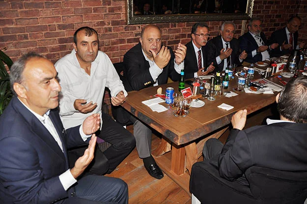 8 dönemdir aralıksız milletvekili seçilen MHP İstanbul Milletvekili Murat Başesgioğlu,