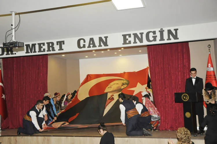 bask cavus anma 9 V409GgCjyM