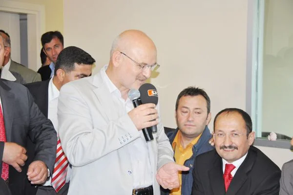 Başkanlığını AK Parti Beykoz İlçe eski Yönetim Kurulu üyesi ve