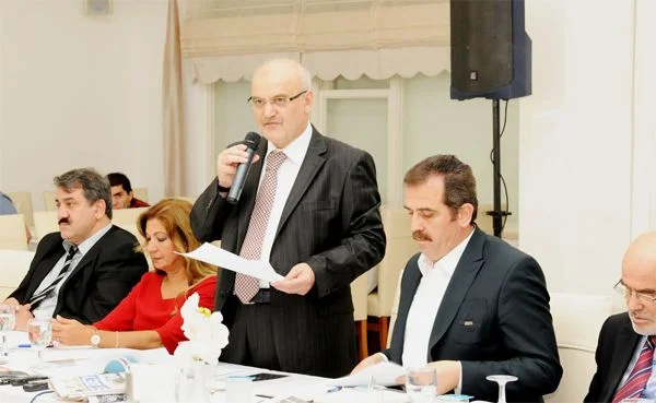 Beykoz Belediye Başkanı Yücel Çelikbilek yerel basını bilgilendirdiği toplantıda önemli