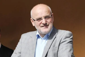 Beykoz eski Belediye Başkanı ve İlim Yayma Vakfı Mütevelli Heyeti