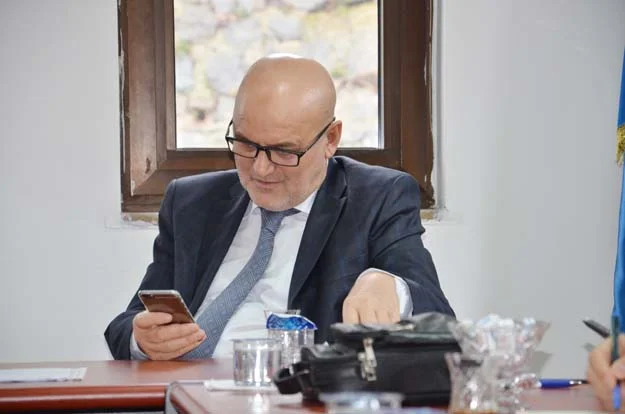 baskan devreye girdi 7 8X5nssBl2F