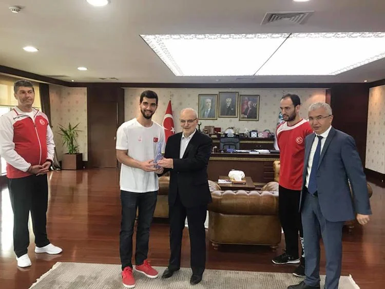 baskan ziyaret 3 EcqzBH09 p