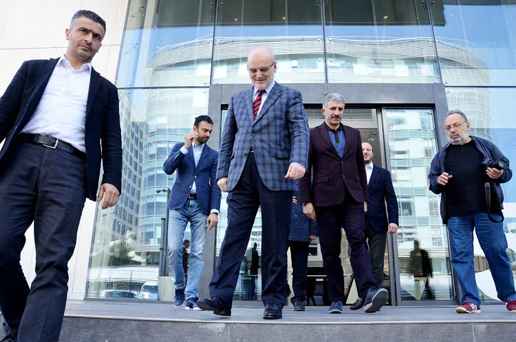 baskanruhsatyerinde 11 zLgJCE6BrX