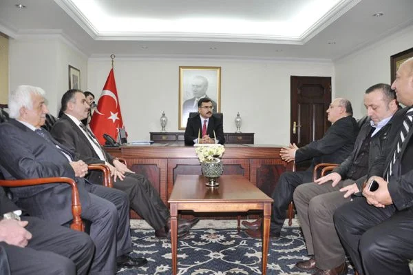 Rizeliler, AK Parti Hükümeti’nin başlattığı Demokratik Açılım’a destek amacıyla Doğu