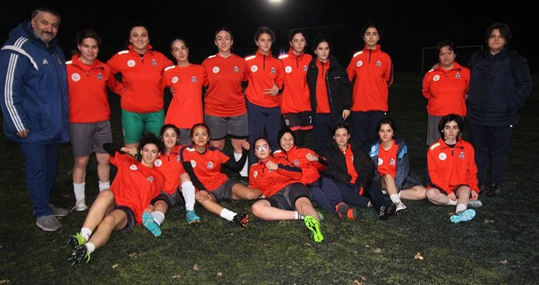 Beykoz’u yıllardır TFF Kadınlar Futbol 3. Liginde temsil eden Rüzgarlıbahçe
