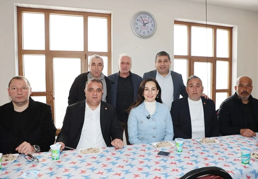 Beykoz’da siyasiler bayramı pilav günlerinde kutladı 2 bayr OSvSfWFvG