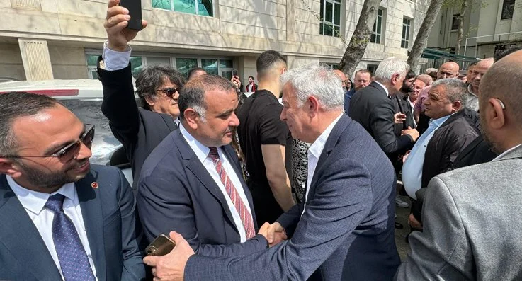 Beykoz’da bayram belediye önünde başladı 2 bayram3 jMFugUX7MM