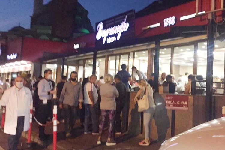 Devlet tüm birimleriyle, maske, mesafe, temizlik konularında üst üste uyarılar