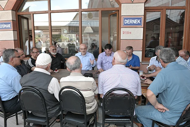 Beykoz Belediye Başkanı Yücel Çelikbilek, her bayramda geleneksel olarak gerçekleştirdiği