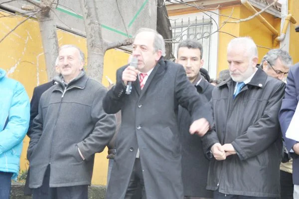 Beykoz Çamlıbahçe Mahallesi’nde Ramazan Uğuz isimli vatandaşın evinin üzerine kurdurduğu