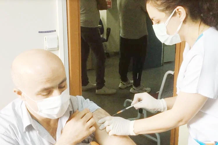 Sağlık Bakanlığı’nın açıklamaları sonrası SSK’li çalışan işçilere ve 40 yaş