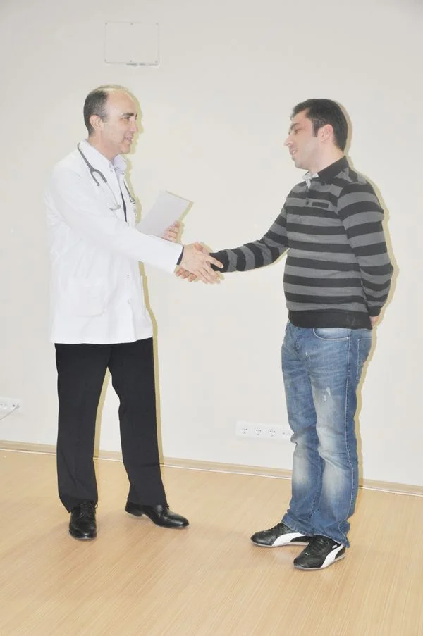 "Parasını el alır, dumanını yel alır, tasası sana kalır" sözünün