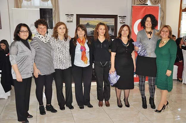 BEDES'in Meşale Anneleri, Yeni Yıl Eğlencesi'nde bir araya geldi.