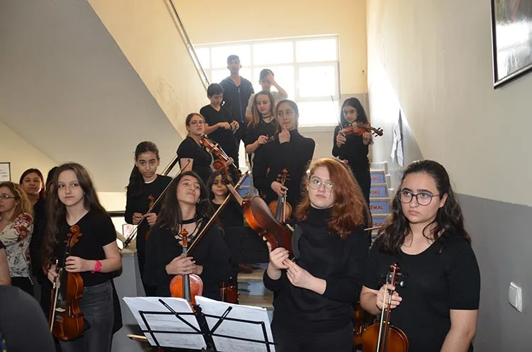 bedes acilis 22 l4Ef1qrWpW