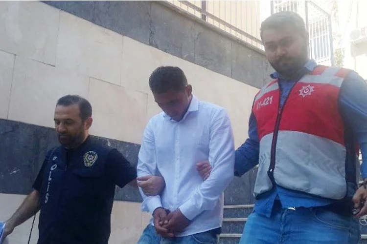 Kendilerini polis ve savcı olarak tanıtıp Beykoz’da Hatice Ö’yü dolandıran